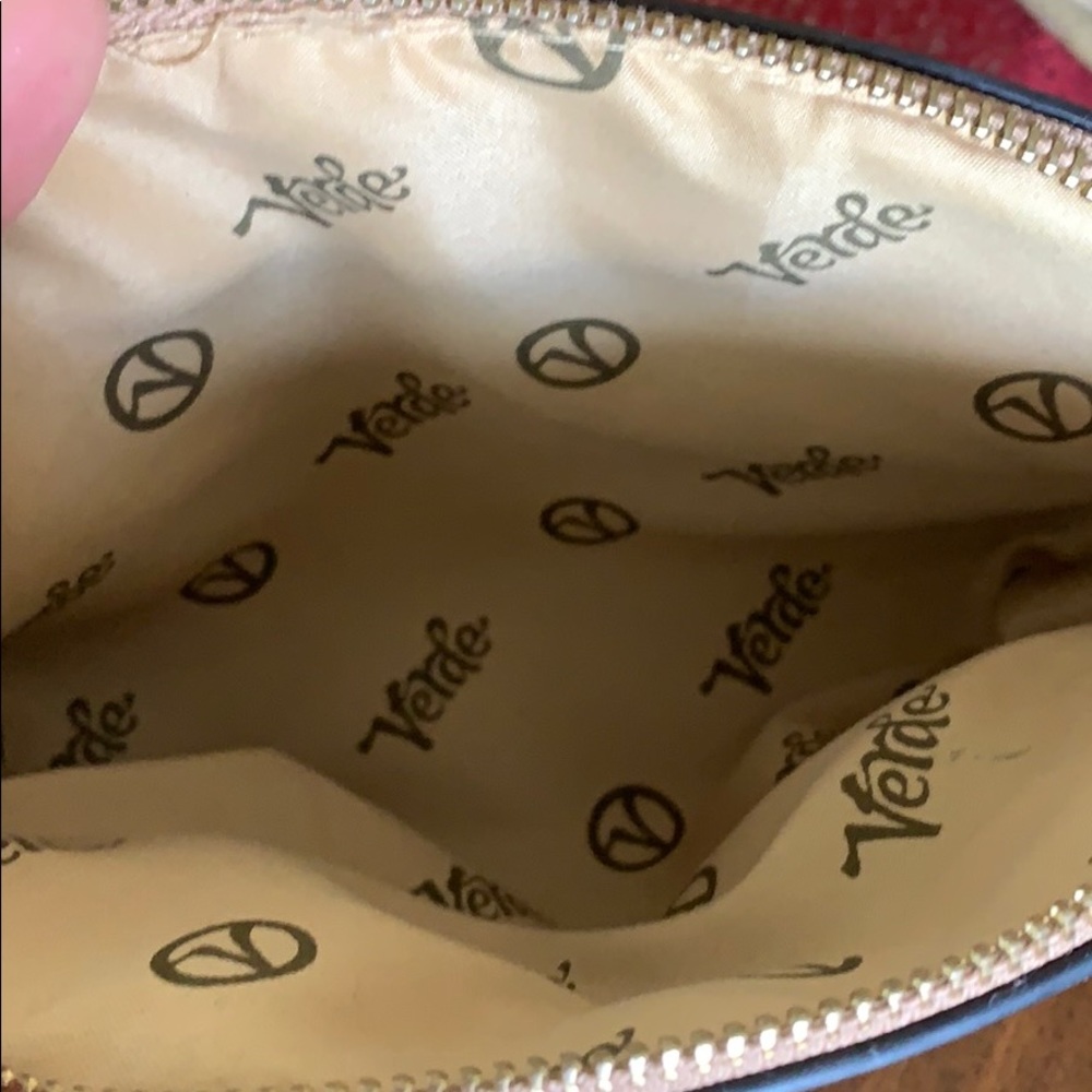Authentic Verde Small Purse - Picture 4 of 4